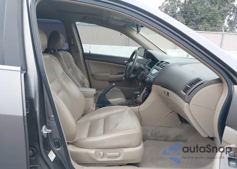 2006 Honda Accord 3.0 Ex из США, поврежденный, VIN 1HGCM66536A008055